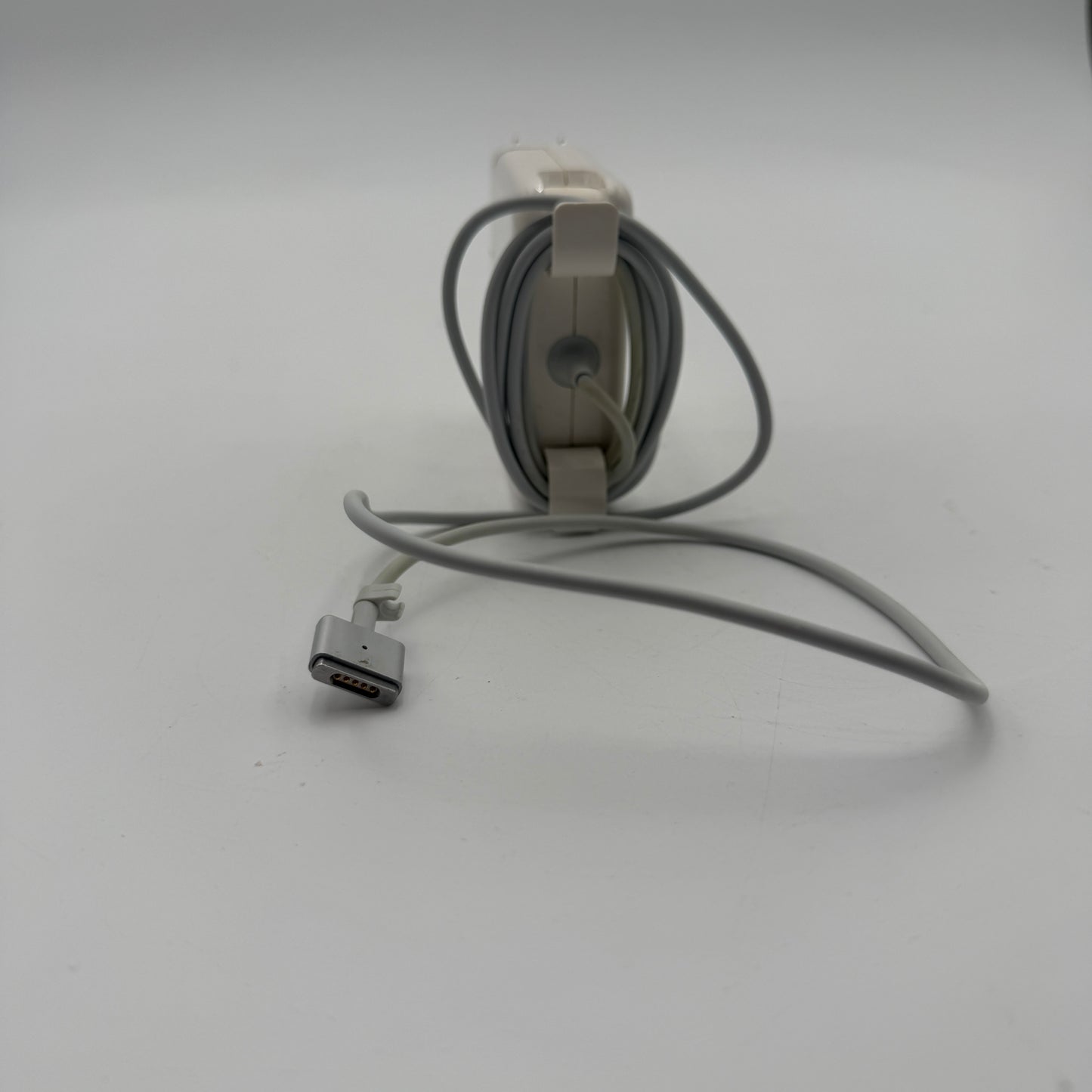 Apple Macbook Charger A1424