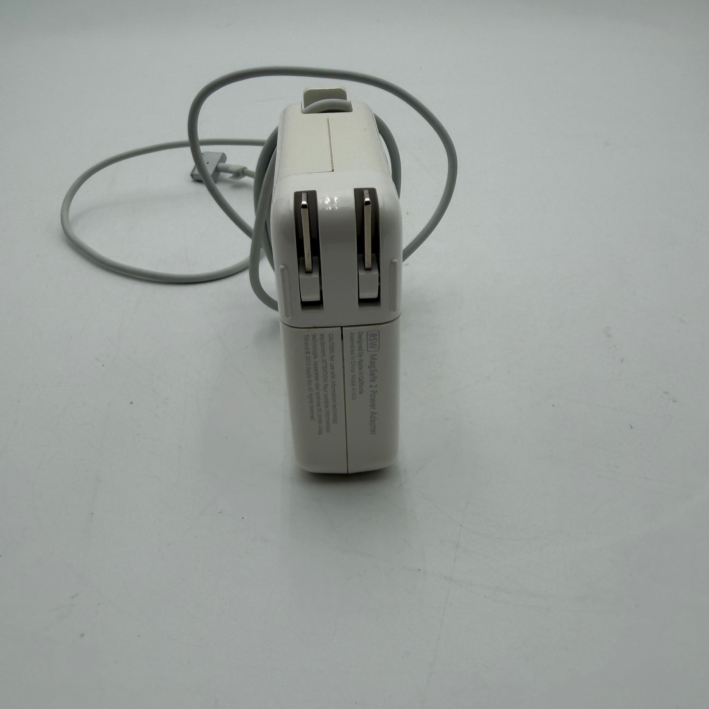 Apple Macbook Charger A1424