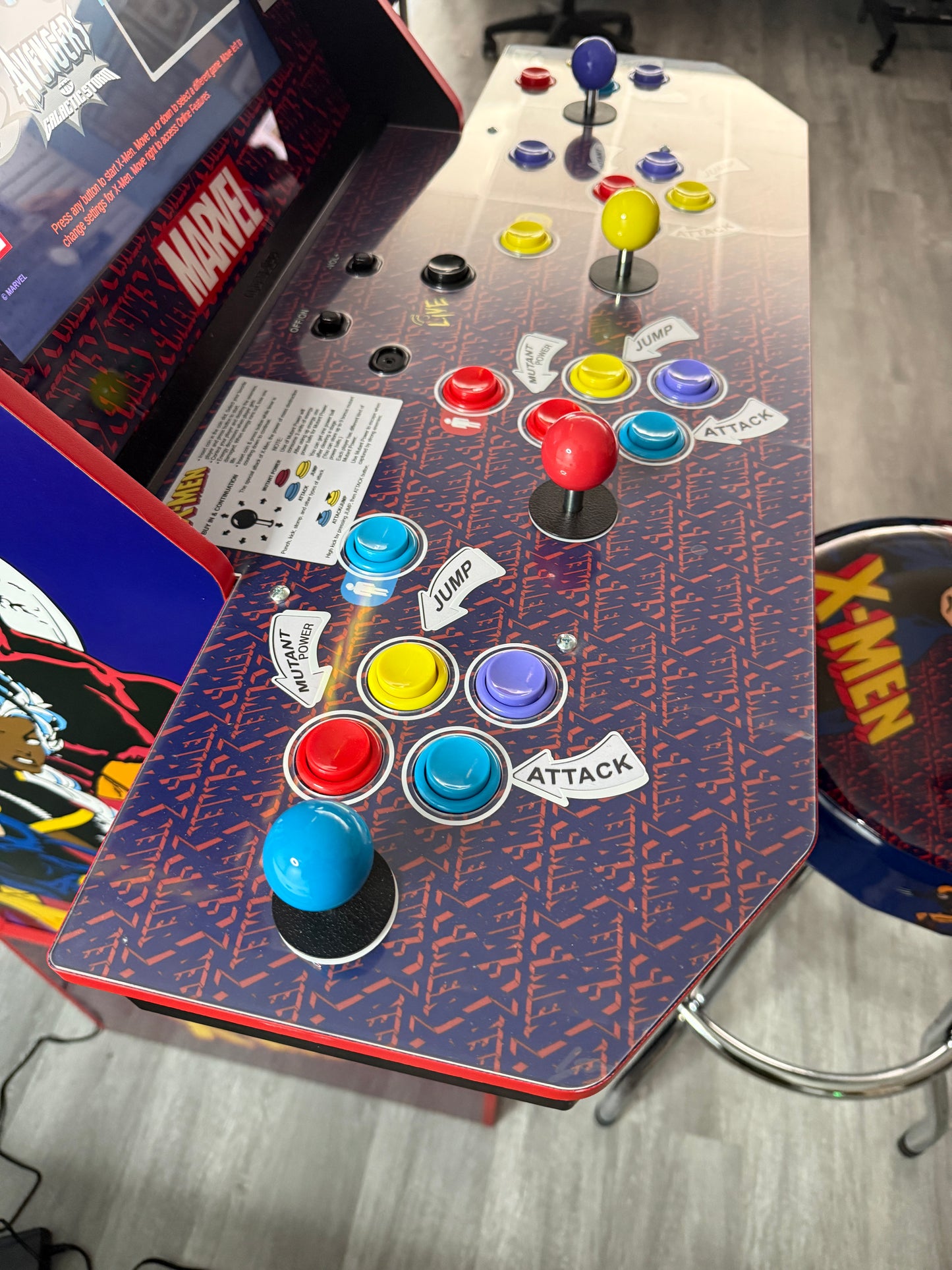 ARCADE1UP X-MEN 4 Arcade Player Original With Stool and Riser With Box