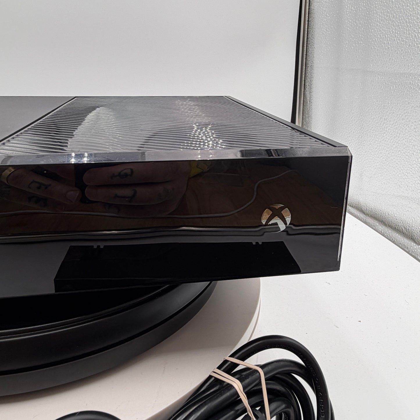 Microsoft Xbox One (1540) 1TB Console