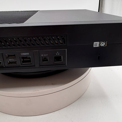 Microsoft Xbox One (1540) 1TB Console
