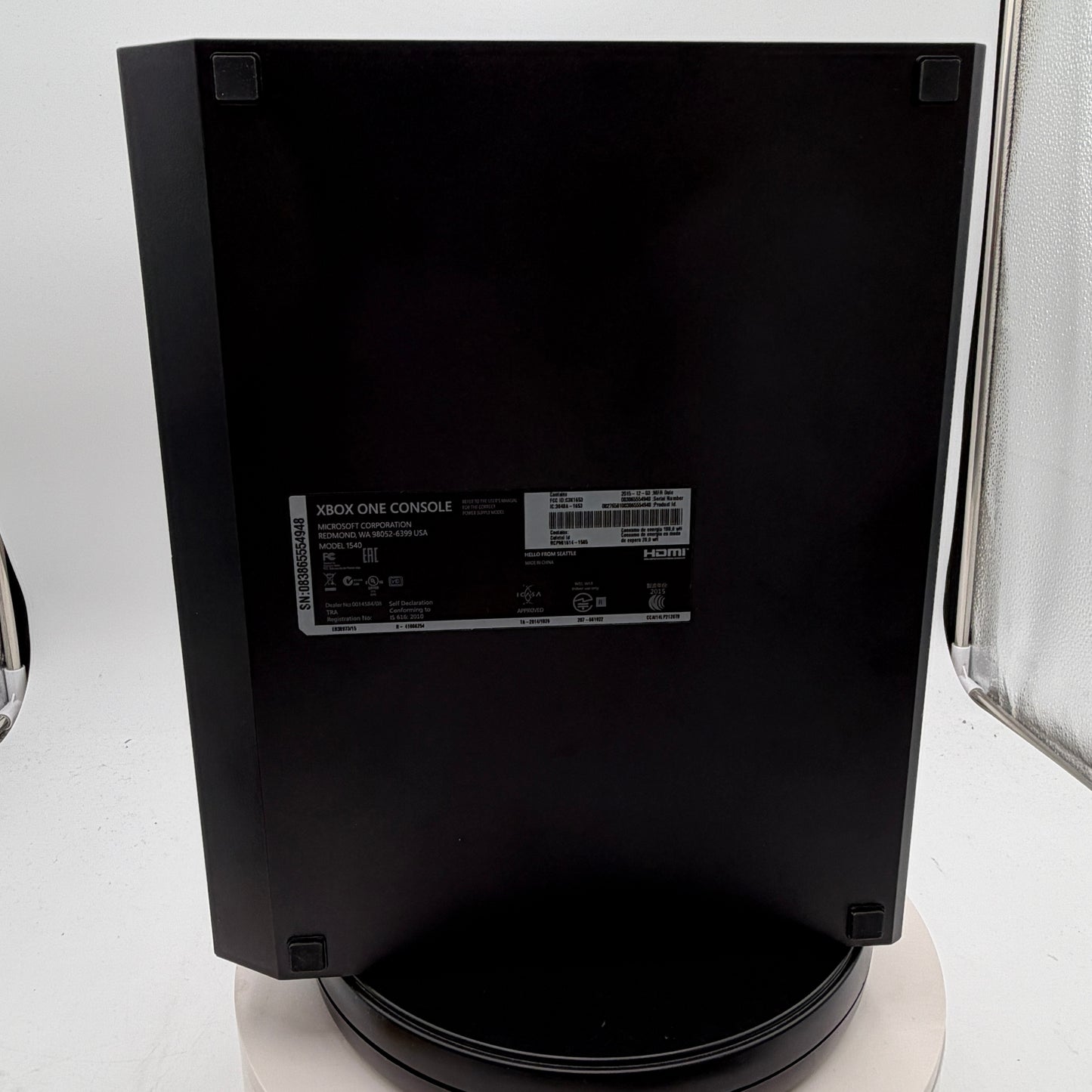 Microsoft Xbox One (1540) 1TB Console