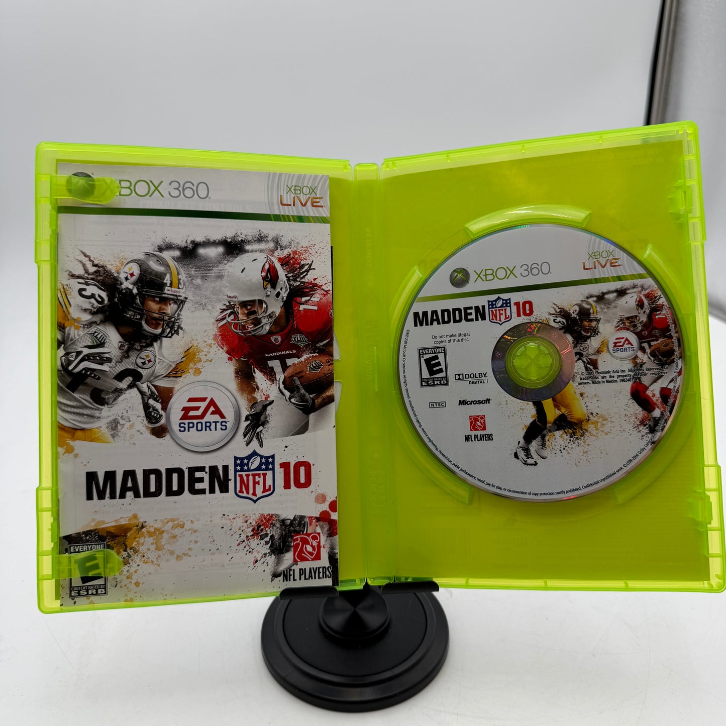 Madden NFL 10 Xbox 360 Video Game Complete in Box