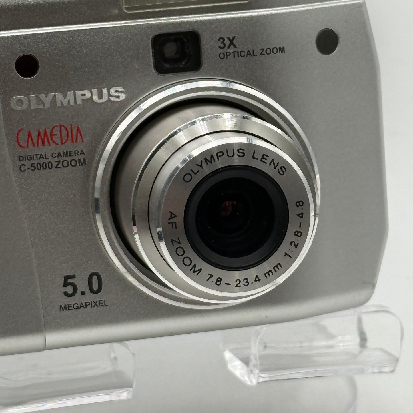 Olympus Camedia C-5000 Zoom Digital Camera