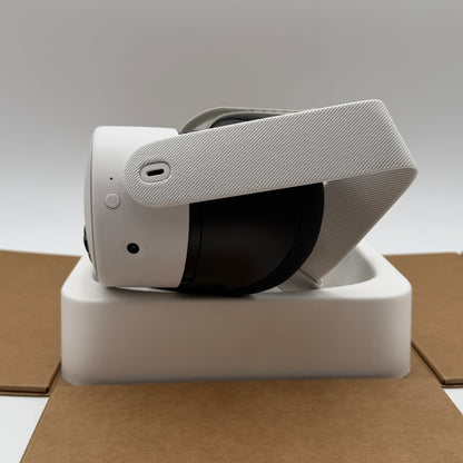 Meta Oculus Quest 3S 256GB VR Headset New Open Box