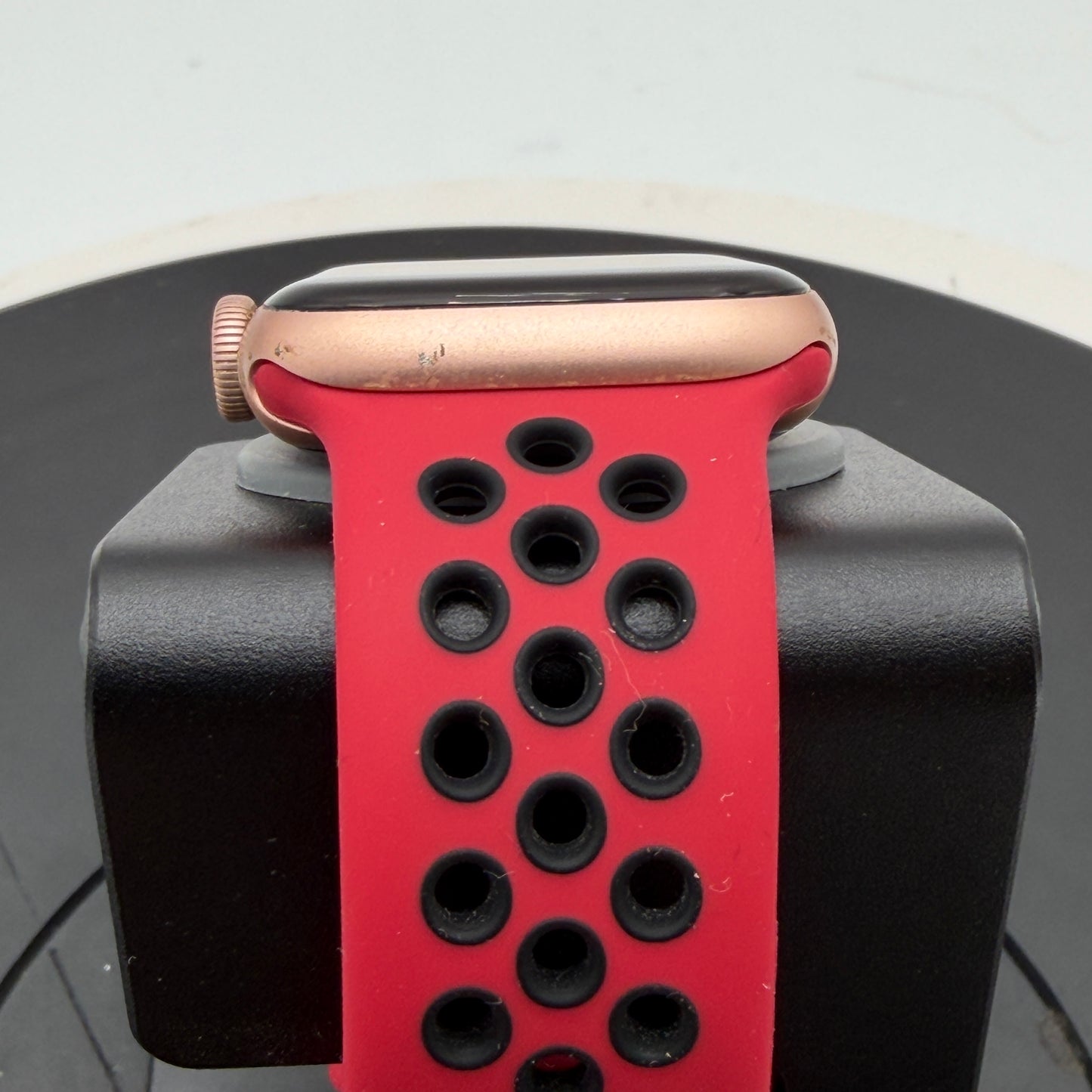 Apple Watch Series 5 Cellular A2094 40mm Rose Gold Aluminum Unlocked