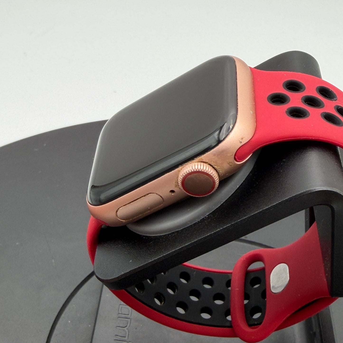 Apple Watch Series 5 Cellular A2094 40mm Rose Gold Aluminum Unlocked