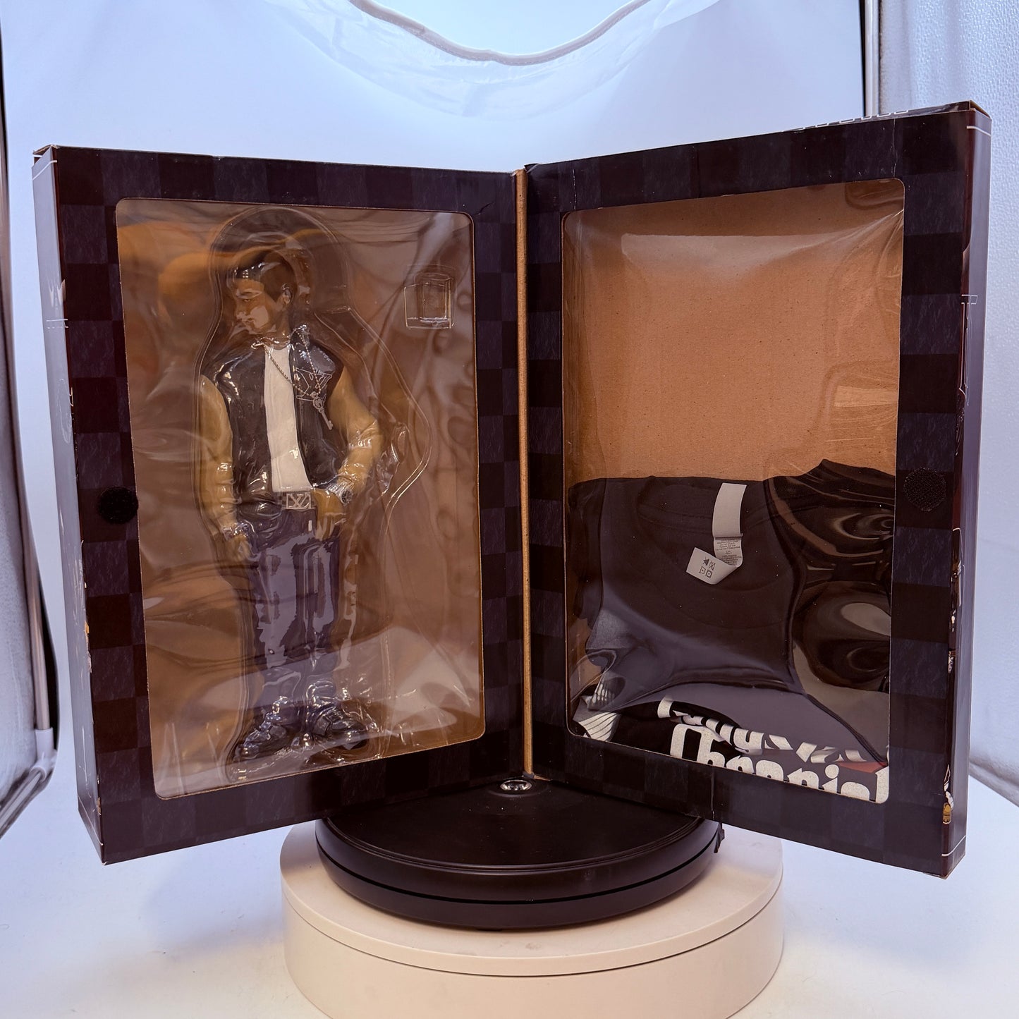 Underground Heroes Untouchables Vinyl Figure "LV" by TRAMP RARE KidRobot