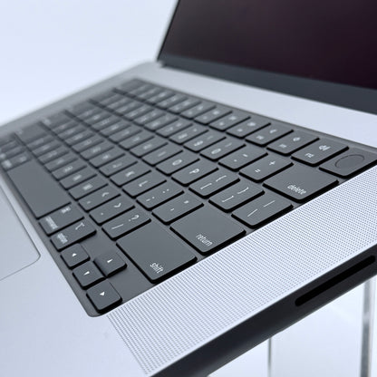 Apple MacBook Pro 16-inch A2485 2021 M1 Pro 16GB CYCLE COUNT 16