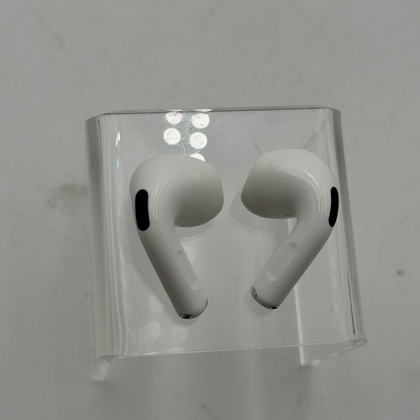 Apple AirPods (4th Gen) Complete Set A3055 A3056 A3059