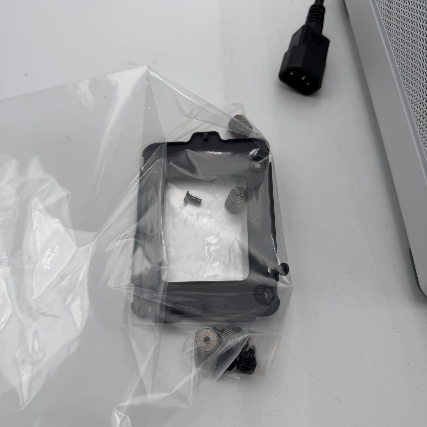 CORSAIR 2000D Airflow RGB Gaming Computer Case, White, With Extras
