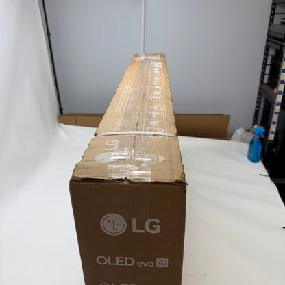 LG OLED evo AI C6 55" 4K Smart TV OLED55C6PUA - New In Box, Black