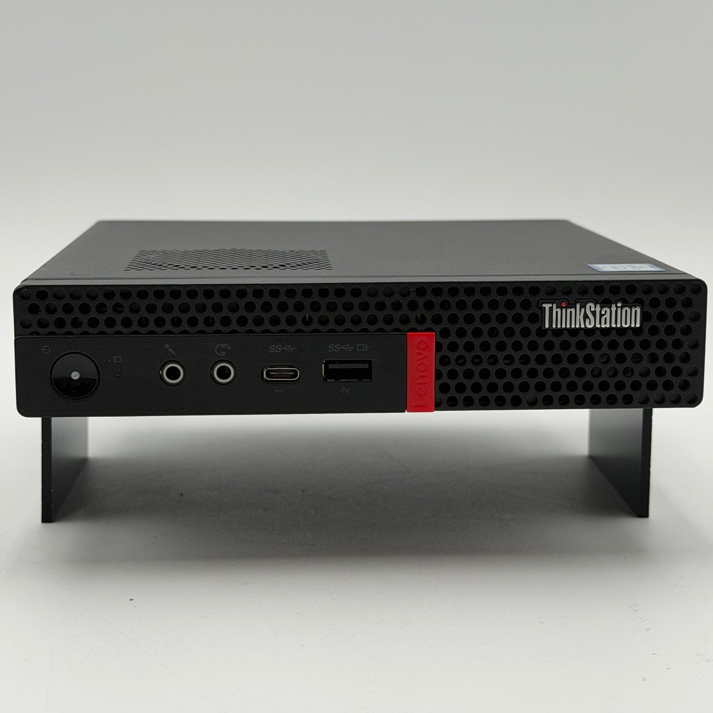 Lenovo ThinkStation P330 With Charger
