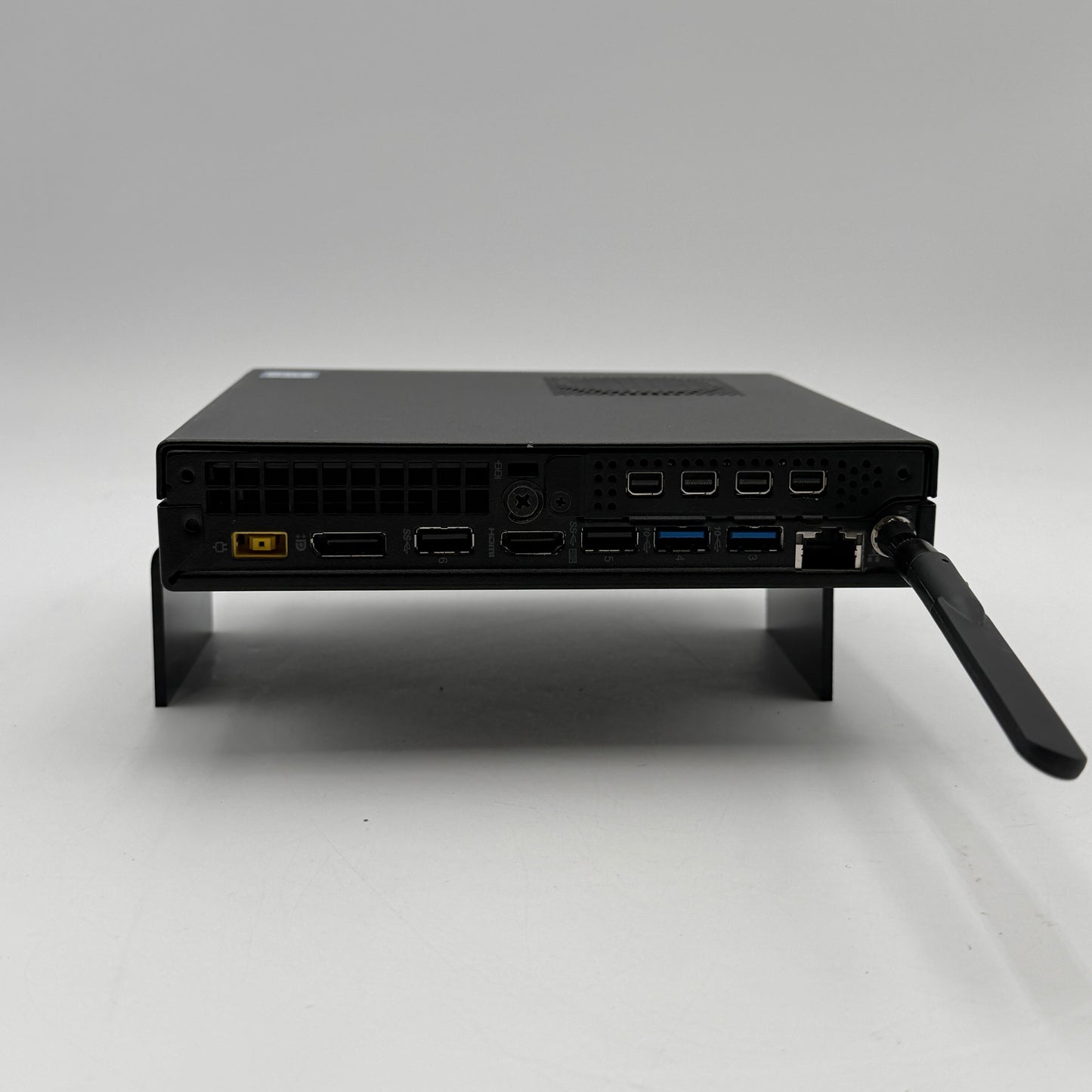 Lenovo ThinkStation P330 With Charger