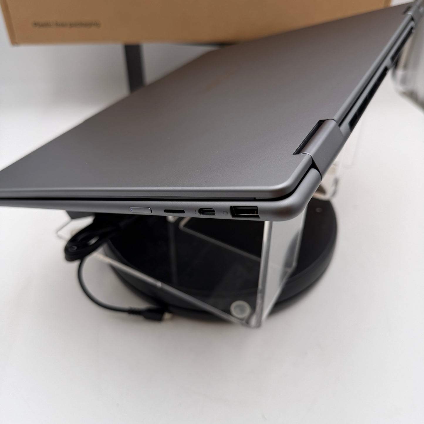 Lenovo Yoga 7 2-in-1 16ILL10 16-Inch Laptop, Ultra 7, 16GB RAM Silver Open Box