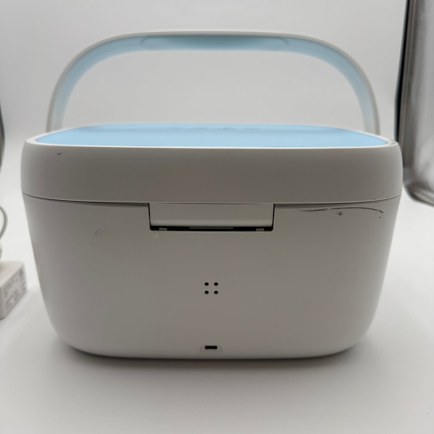 Liviliti Paptizer - Smart and Versatile UVC Sanitizer - Portable & White