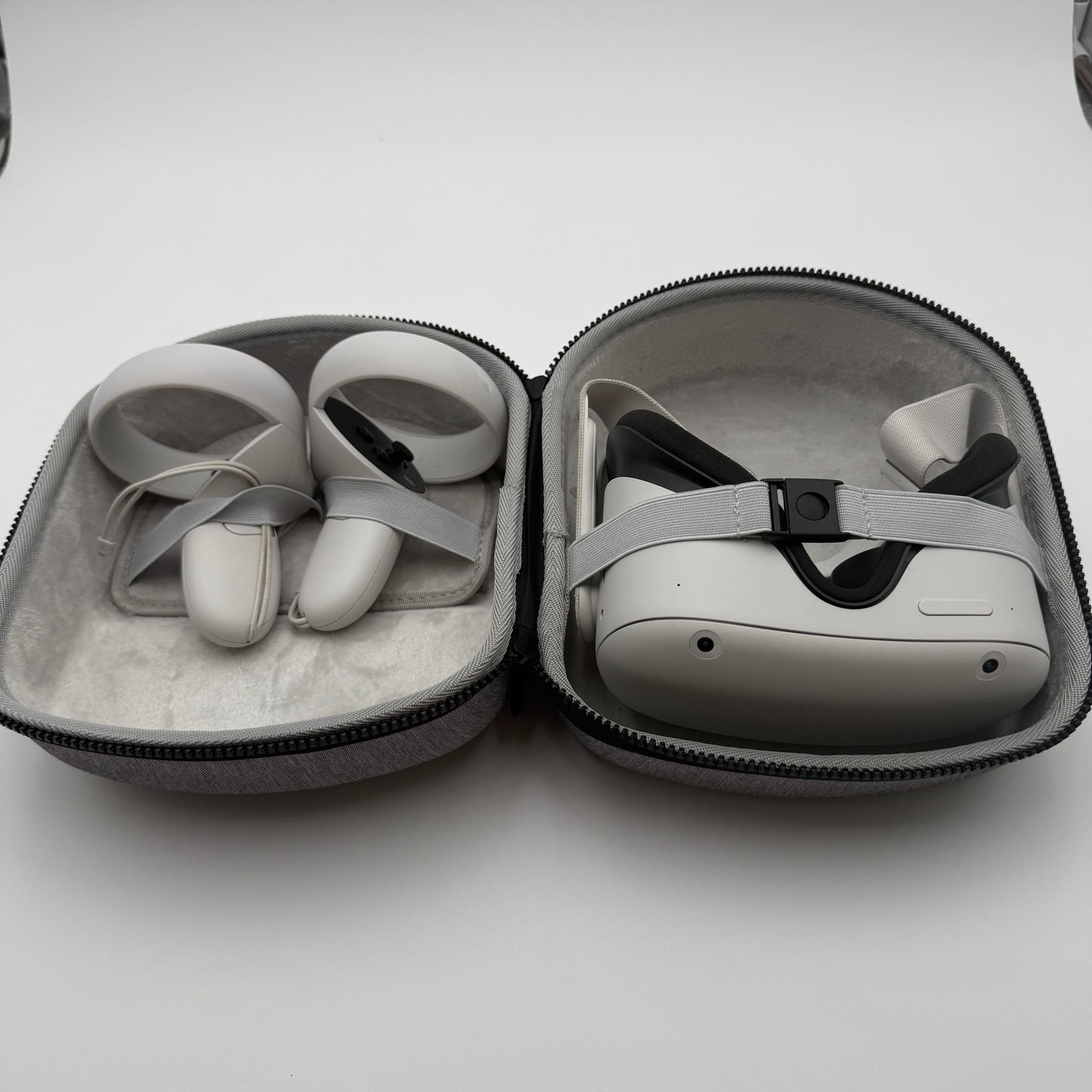 Meta Oculus Quest 2 - 128GB Gray Video Game System - Excellent Condition