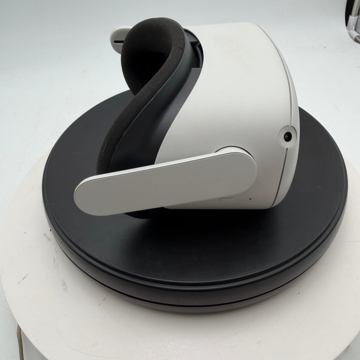 Meta Oculus Quest 2 VR Headset White Used With Box Read 128GB