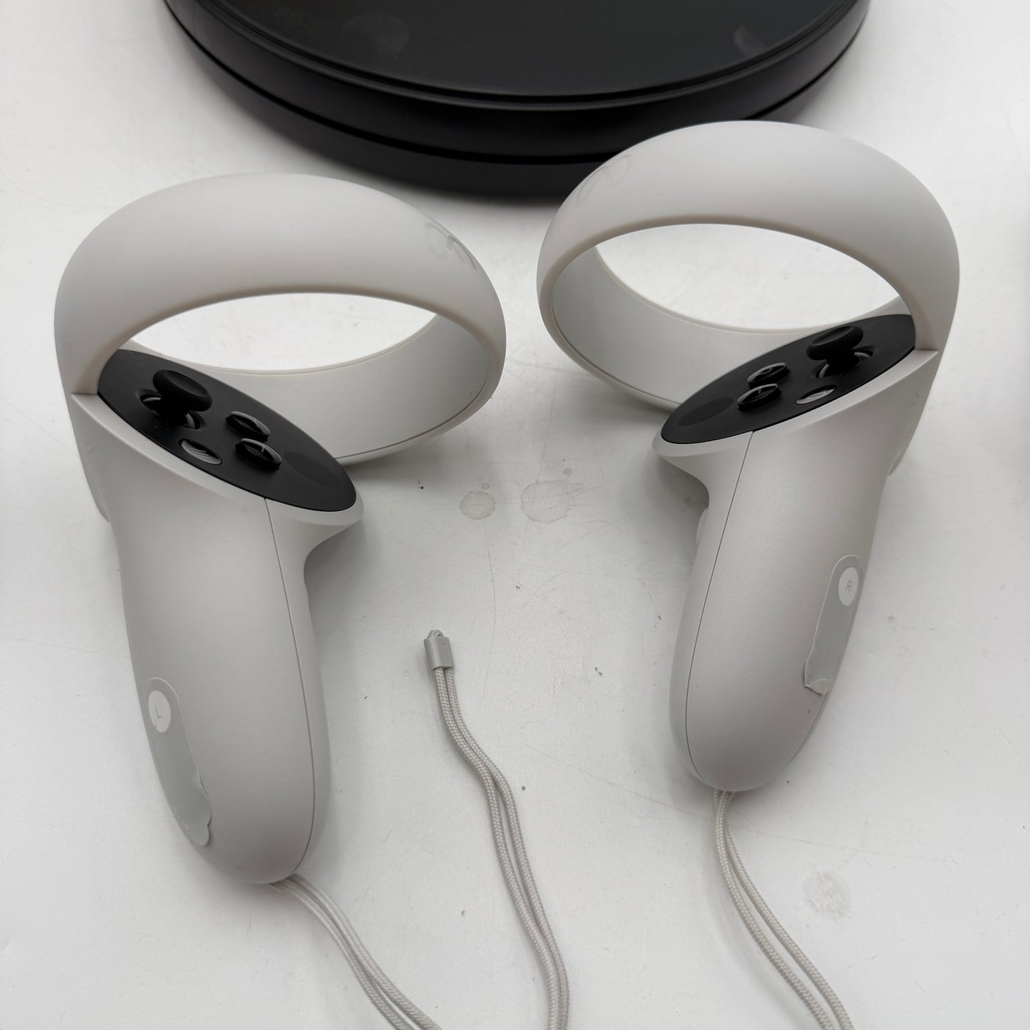 Meta Quest 2 128GB VR Headset White Used With Box