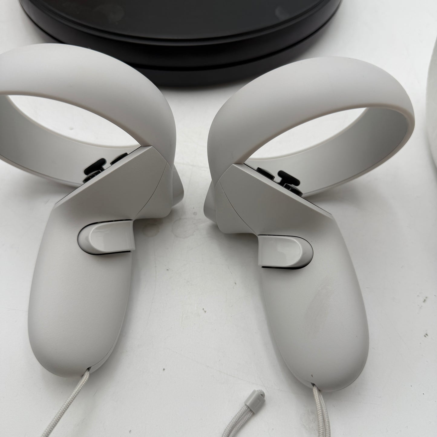 Meta Quest 2 128GB VR Headset White Used With Box