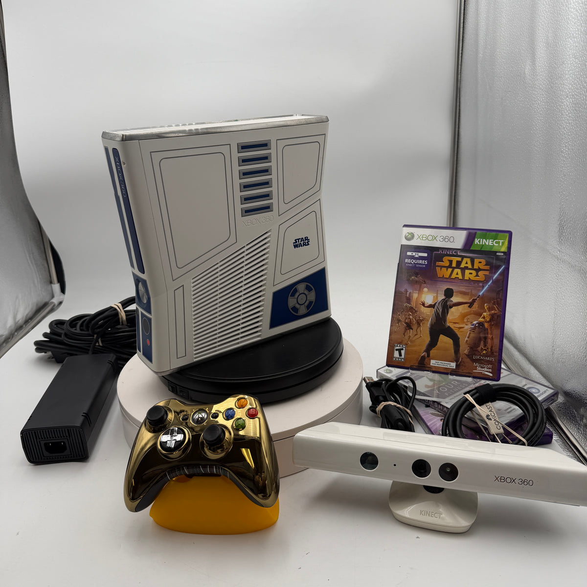 Microsoft Xbox 360 S Star Wars R2-D2 Limited Edition 320GB Kinect Bundle