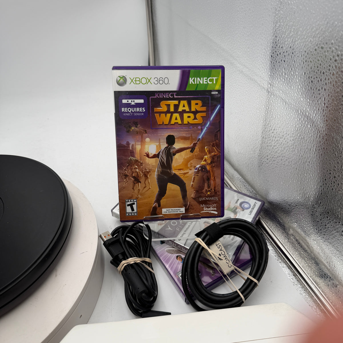 Microsoft Xbox 360 S Star Wars R2-D2 Limited Edition 320GB Kinect Bundle