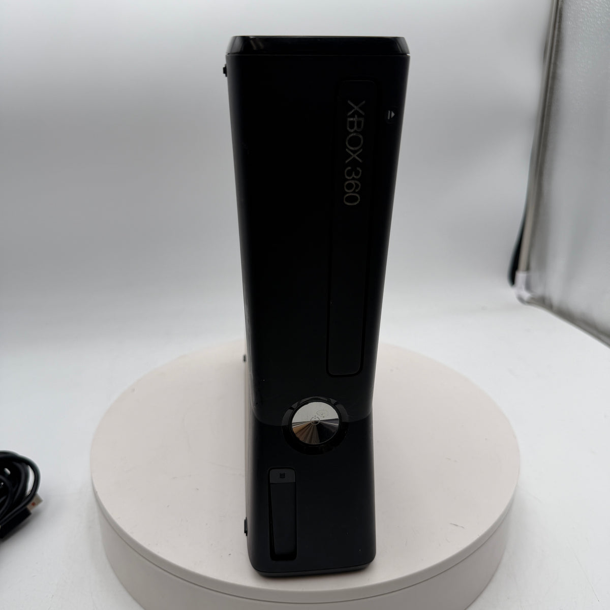 Microsoft Xbox 360 S (1439) 2010 Console Black READ