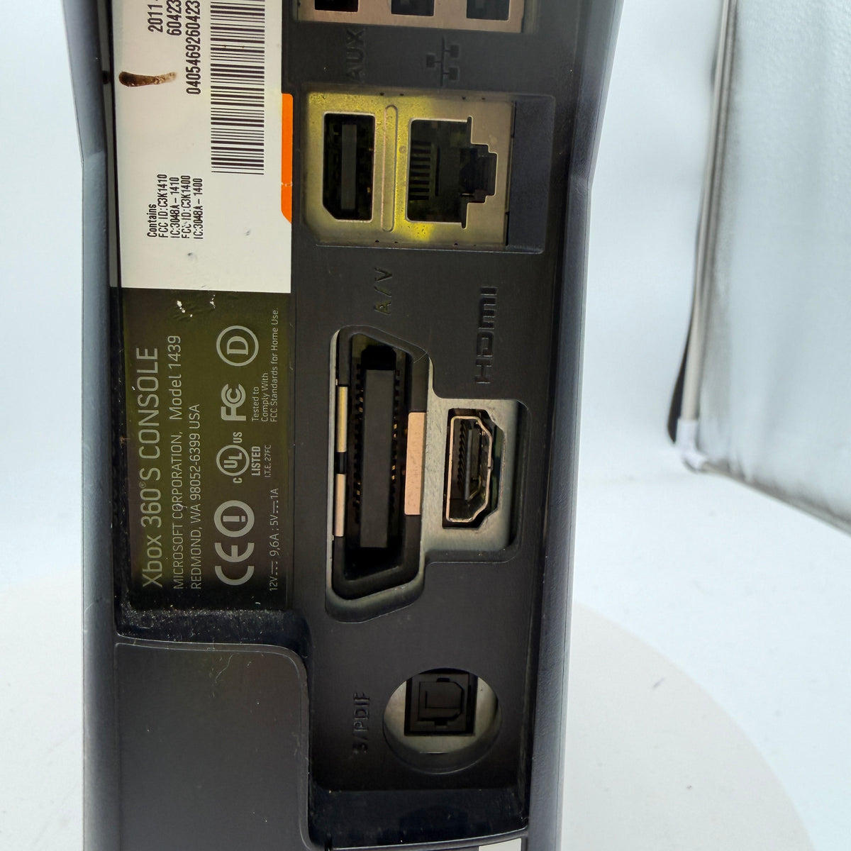 Microsoft Xbox 360 S (1439) 2010 Console Black READ