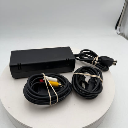 Microsoft Xbox 360 S (1439) 2010 Console Black READ