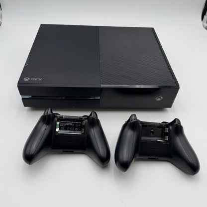 Microsoft Xbox One 1540 2013 with Two Controllers READ