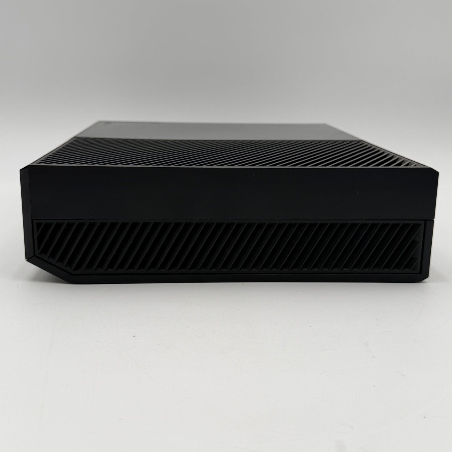 Microsoft Xbox One 1540 2013 with Two Controllers READ
