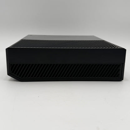 Microsoft Xbox One 1540 2013 with Two Controllers READ