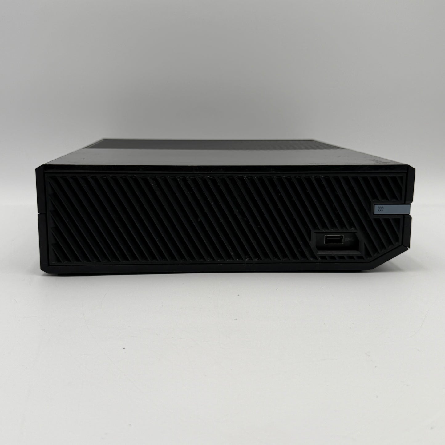 Microsoft Xbox One 1540 2013 with Two Controllers READ