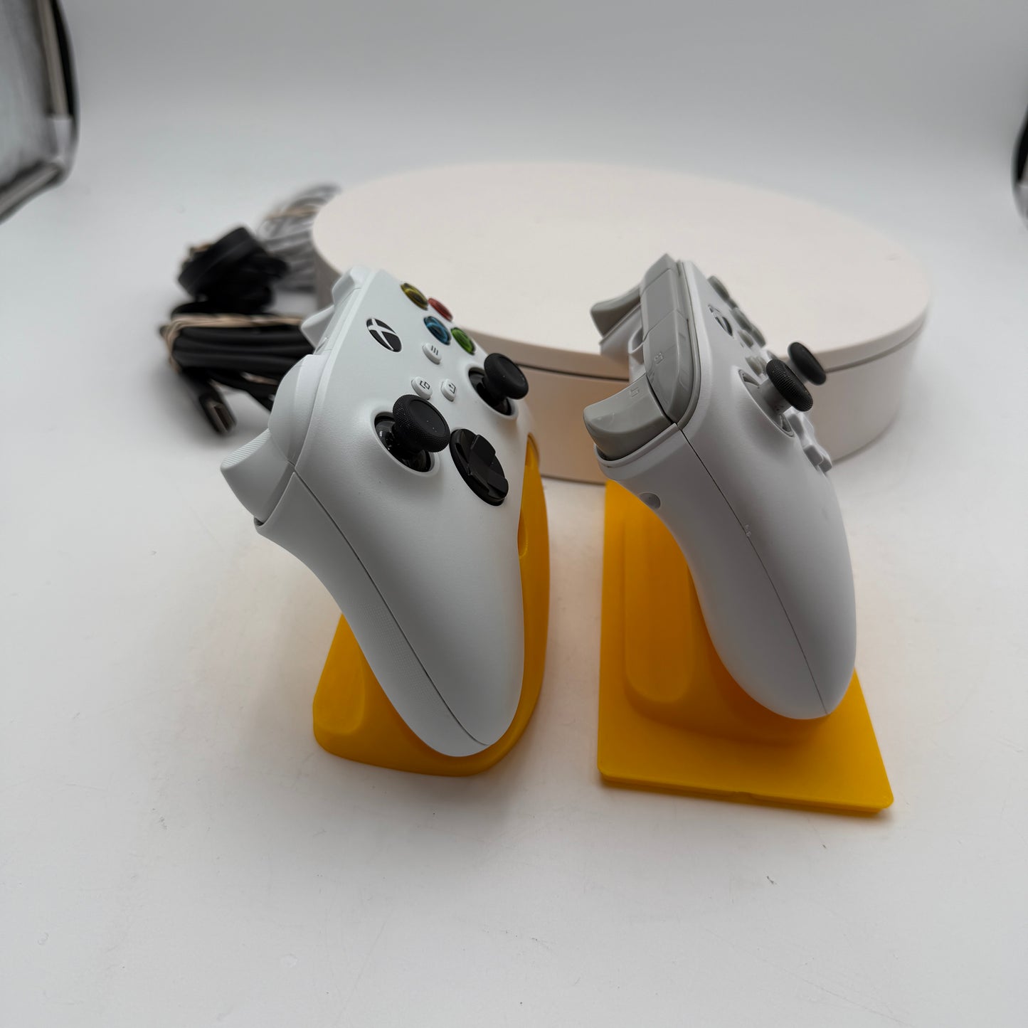 Microsoft Xbox Series S (1883) White with 2 Controllers