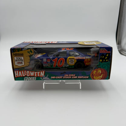NASCAR Scott Riggs #10 Halloween Nestle 1:24 Race Car RARE