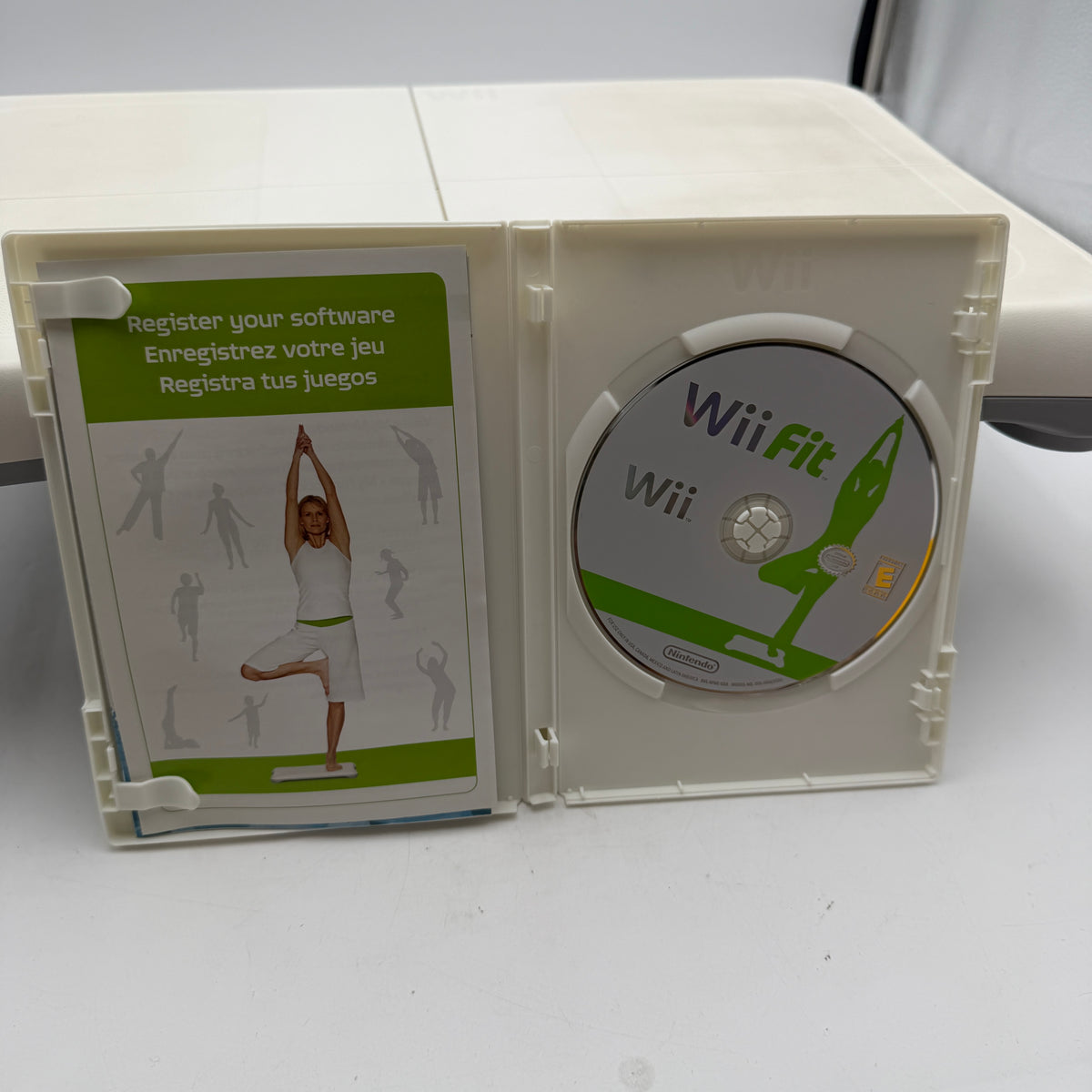 Nintendo Wii Fit Balance Board RVL-021 White Wireless Controller