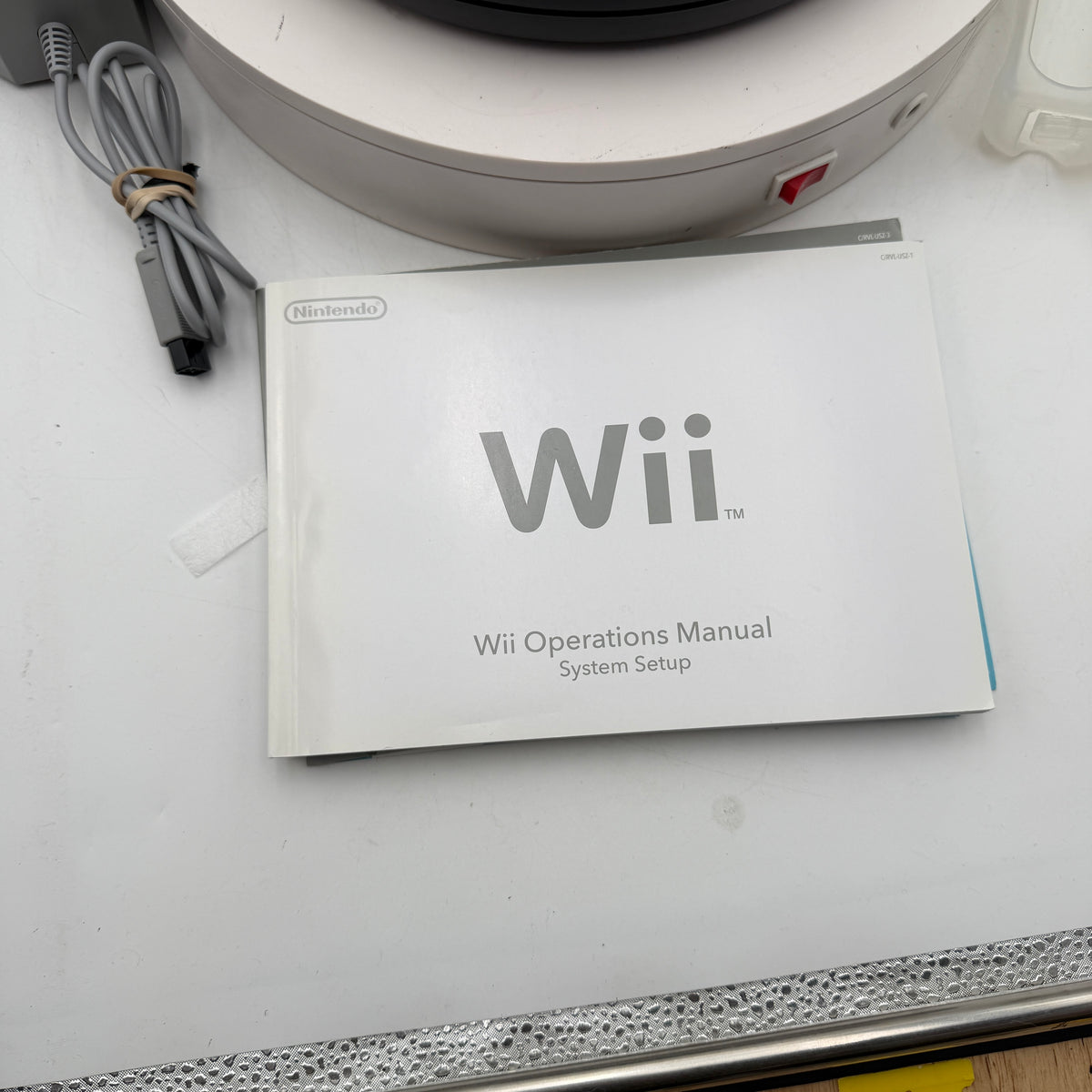 Nintendo Wii (RVL-001) 2006 Home Video Game Console - White