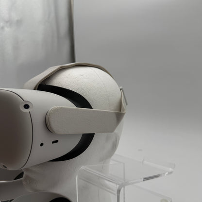 Meta Oculus Quest 2 128GB White VR Headset and Controllers and Box