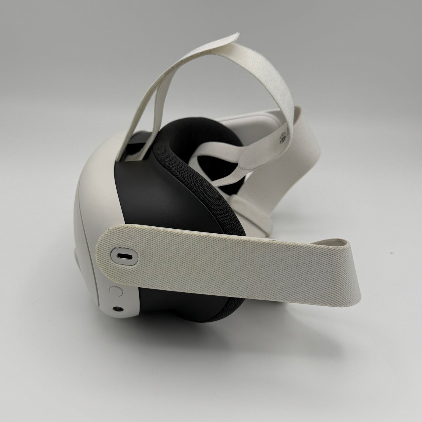 Meta Quest 3 512GB White VR Headset with Joycons READ