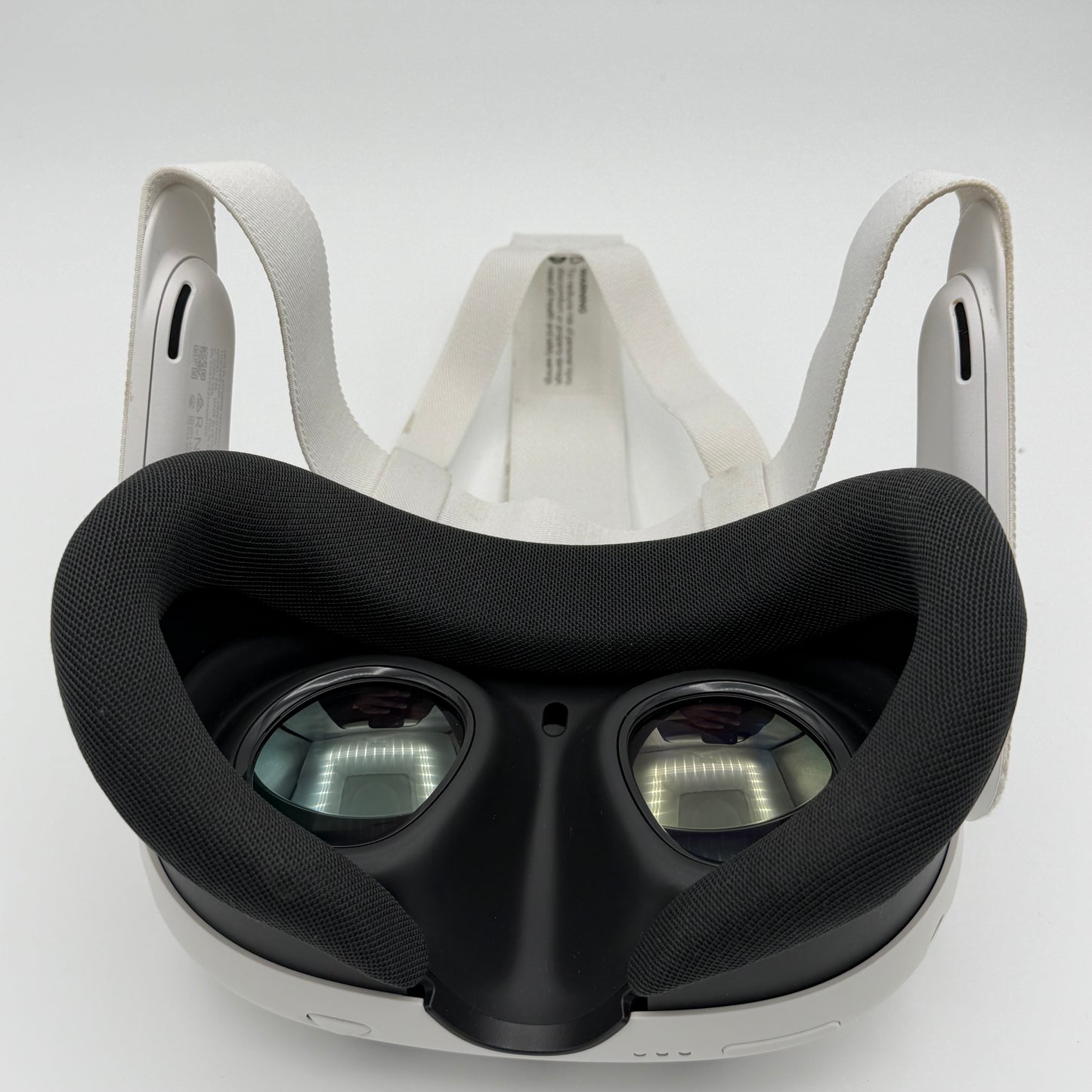 Meta Quest 3 512GB White VR Headset with Joycons READ