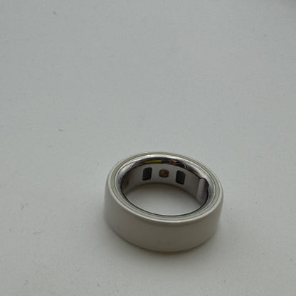 Oura Ring 4 Ceramic 2024 Smart Ring Cloud White Size 7