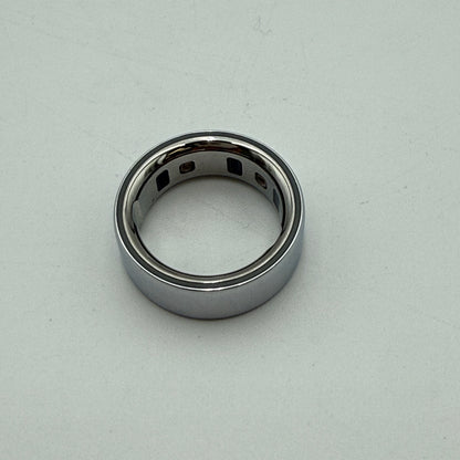 Oura Ring 4 Size 8 Smart Ring Silver Used - A