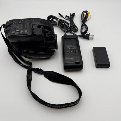 Vintage 1994 Panasonic Palmcorder IQ Black Camcorder - Used - Free Shipping