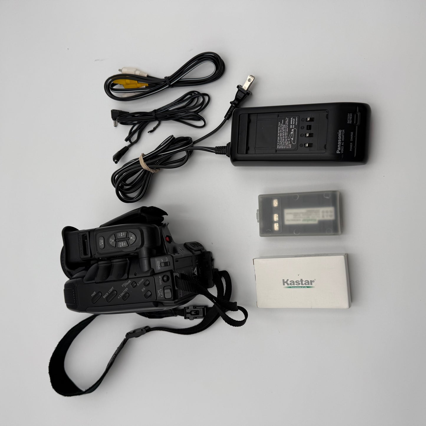 Vintage 1994 Panasonic Palmcorder IQ Black Camcorder - Used - Free Shipping