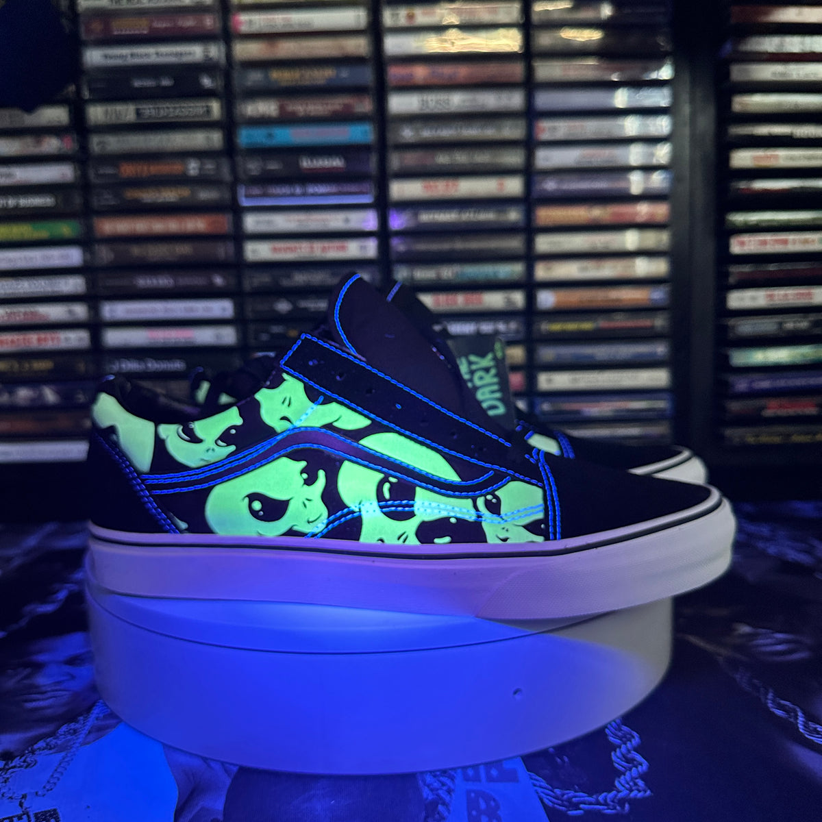 Vans Old Skool \'Alien Ghosts VN0A4BV5TB1 Rare GLOW IN THE‎ DARK! Vans Old Skool  main image 3