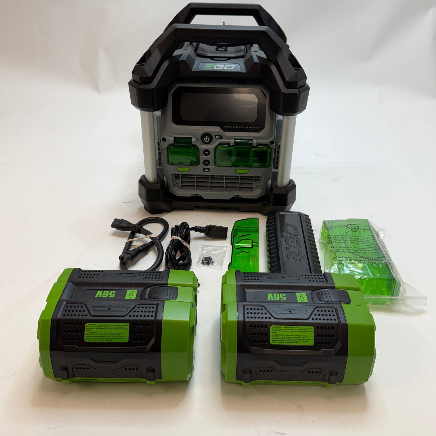 EGO Nexus PST3040 Portable 3000W Power Station & Battery Charger W Exrtas