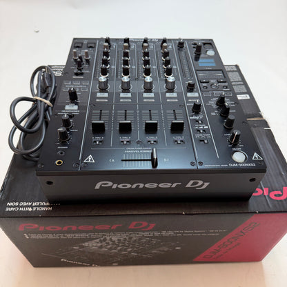 Pioneer DJM-900NXS2 4 Channel Digital Pro DJ Mixer Black Used with Box