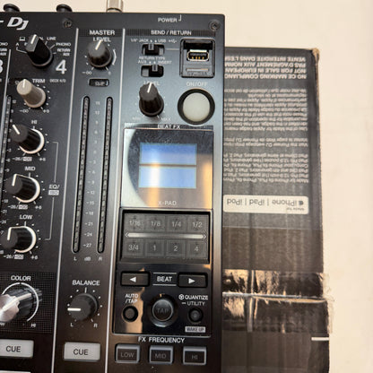 Pioneer DJM-900NXS2 4 Channel Digital Pro DJ Mixer Black Used with Box