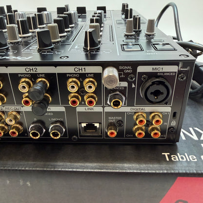 Pioneer DJM-900NXS2 4 Channel Digital Pro DJ Mixer Black Used with Box