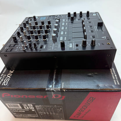 Pioneer DJM-900NXS2 4 Channel Digital Pro DJ Mixer Black Used with Box